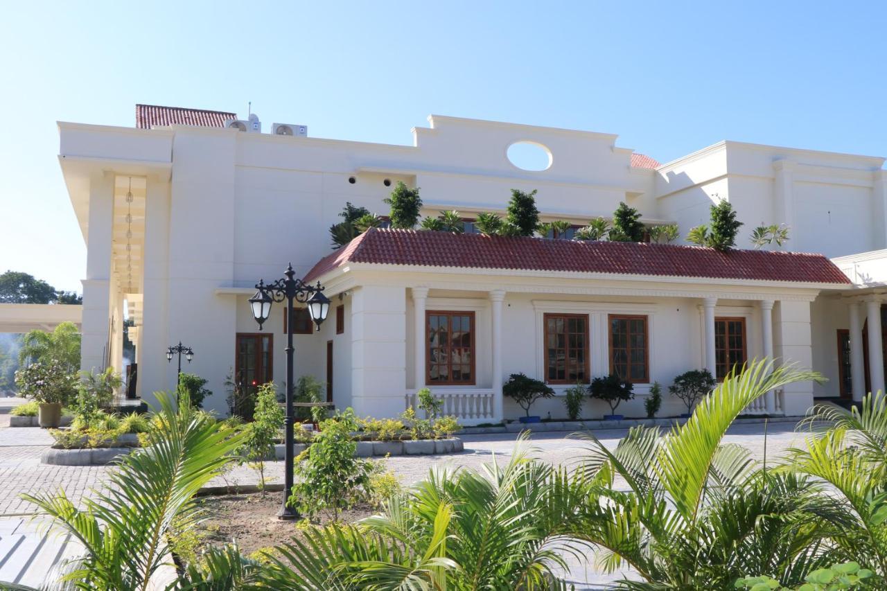 Royale De' Casa Resort Kāziranga Dış mekan fotoğraf