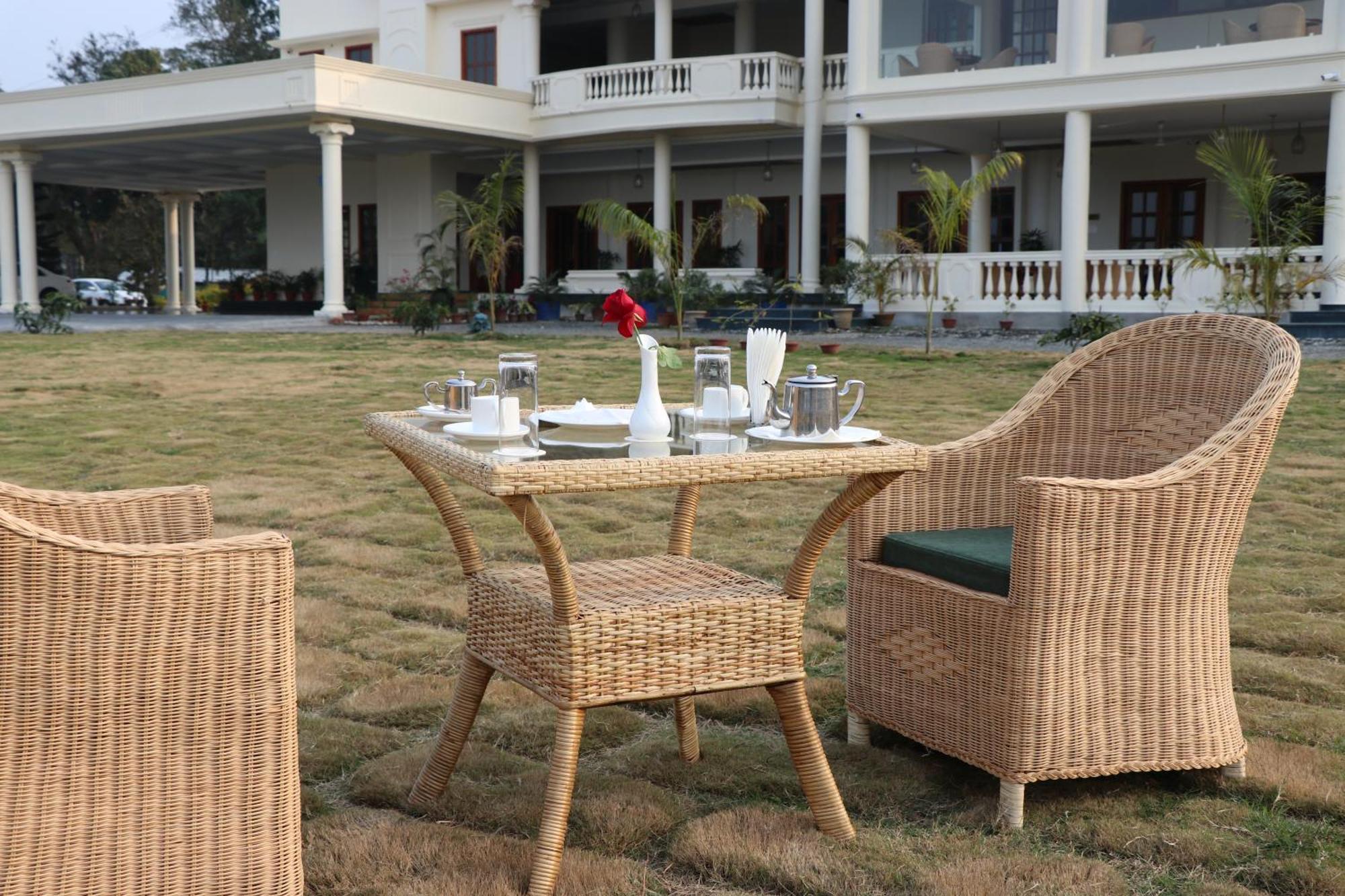 Royale De' Casa Resort Kāziranga Dış mekan fotoğraf