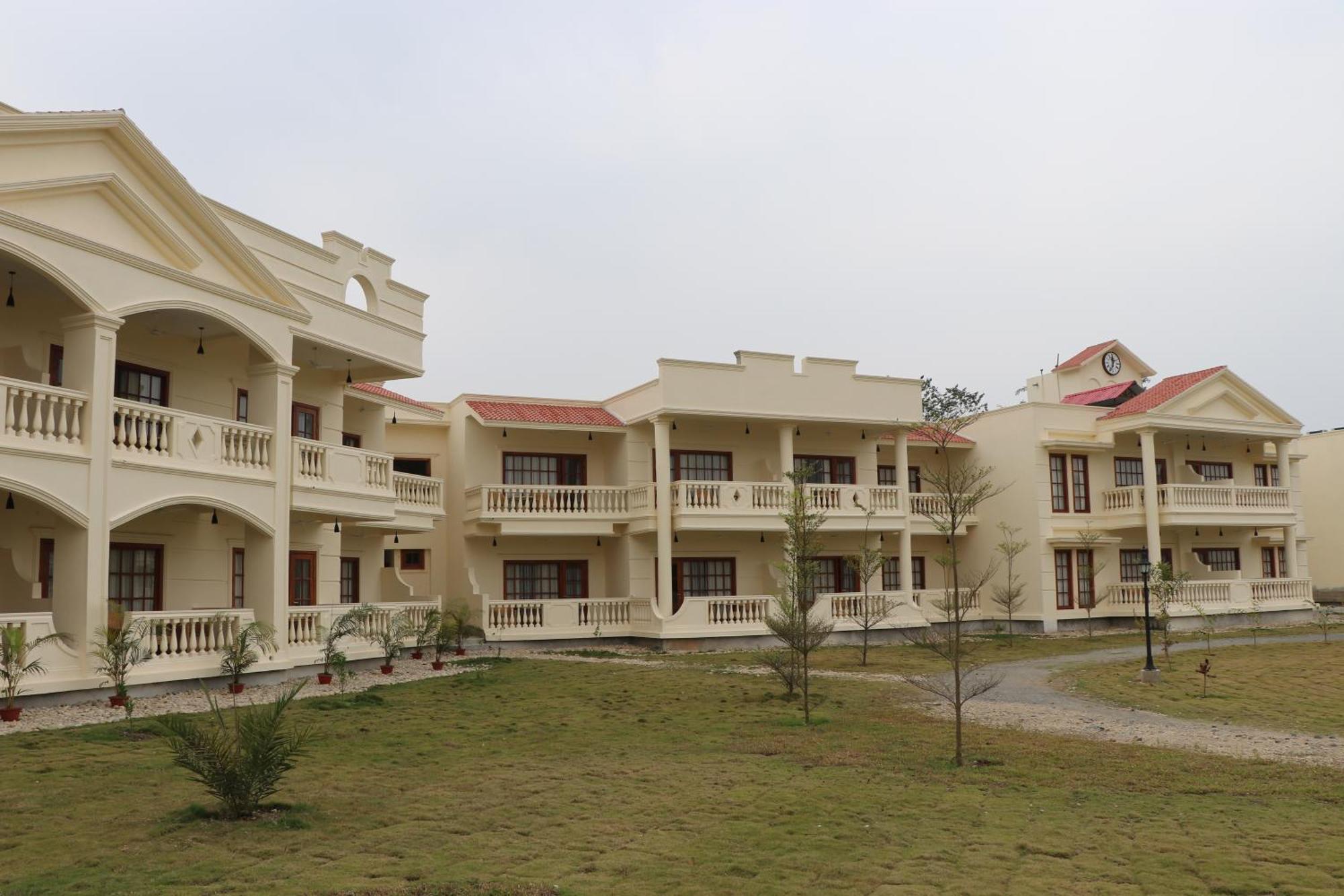 Royale De' Casa Resort Kāziranga Dış mekan fotoğraf