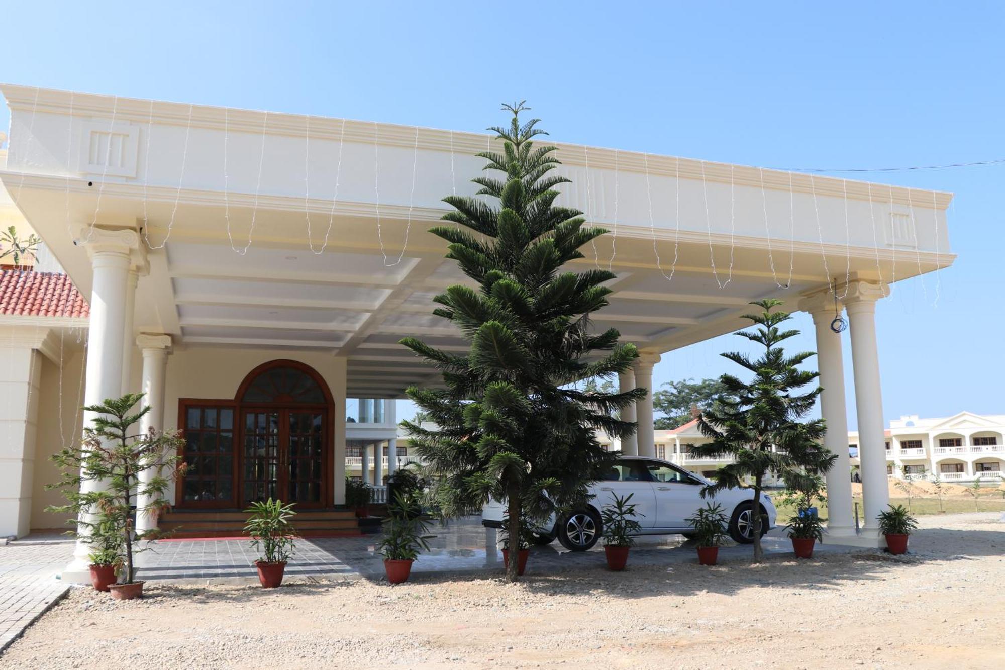 Royale De' Casa Resort Kāziranga Dış mekan fotoğraf
