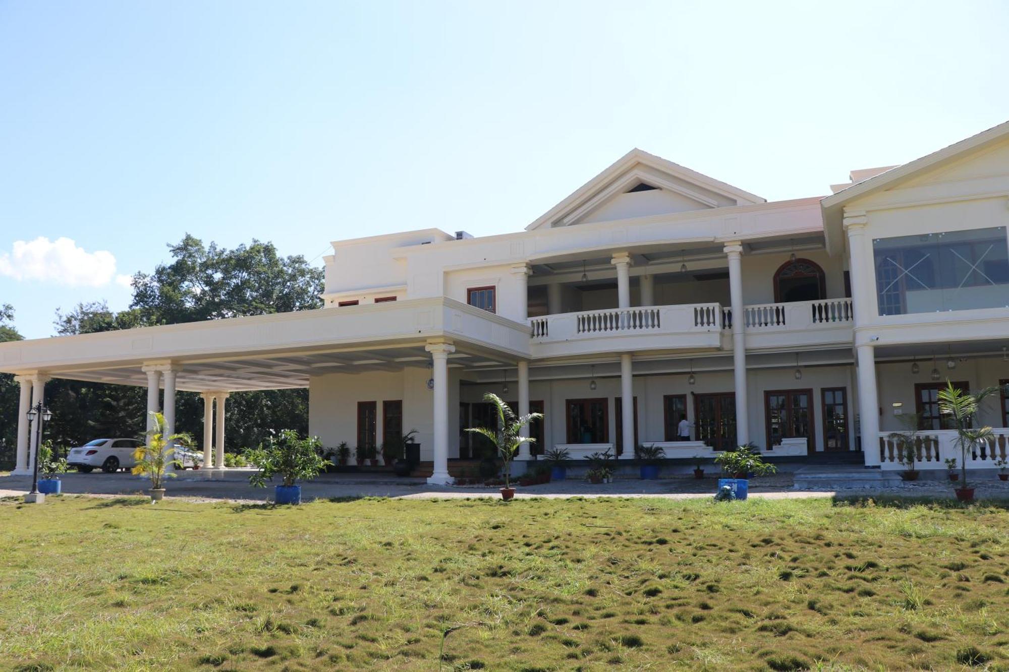 Royale De' Casa Resort Kāziranga Dış mekan fotoğraf