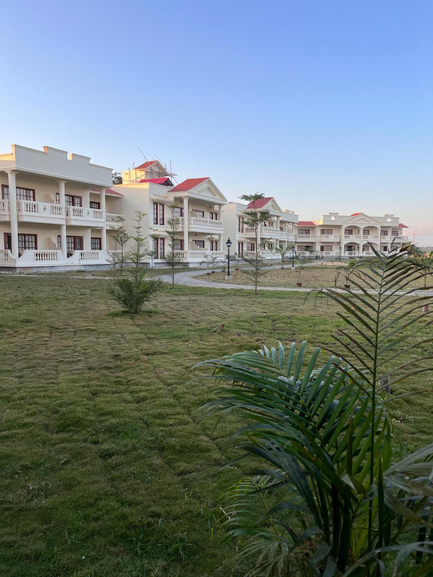 Royale De' Casa Resort Kāziranga Dış mekan fotoğraf